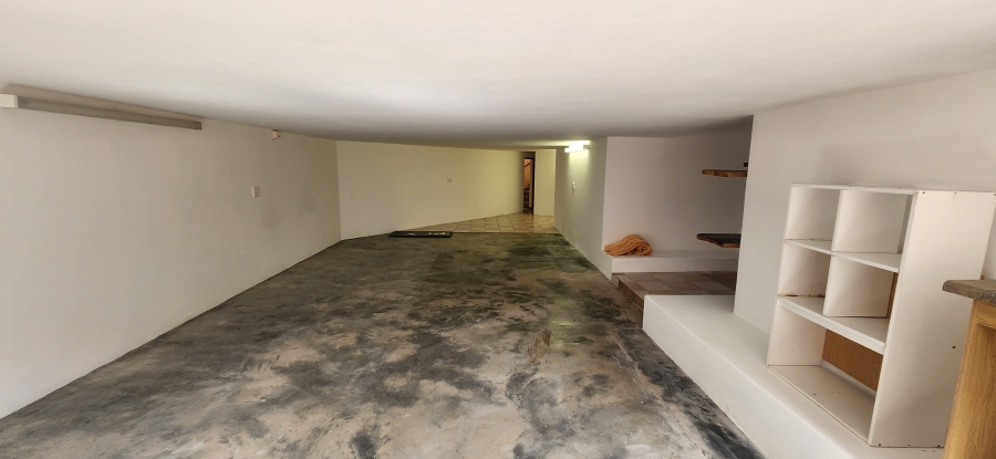 5 Bedroom Property for Sale in Dana Bay Western Cape